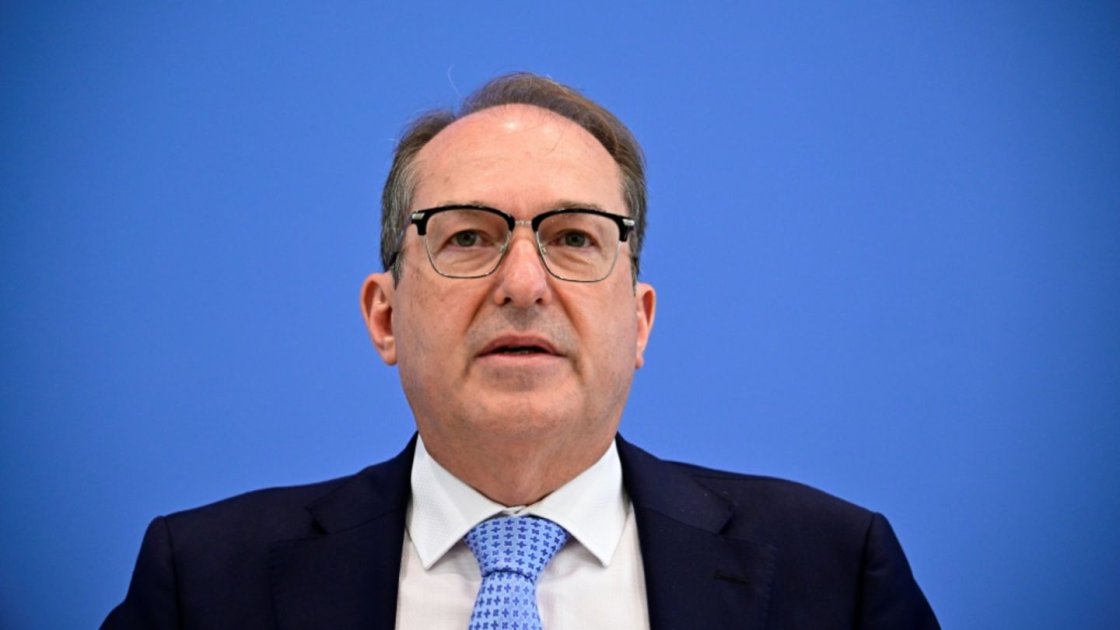 Dobrindt warnt vor Drohnenangriffen auf Bundestag