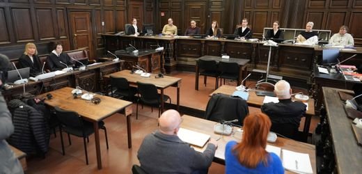 Hamburger Jugendlicher manipuliert Kinder online