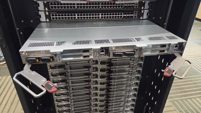 Supermicro präsentiert Zen-6-Rack mit 43.008 Kernen